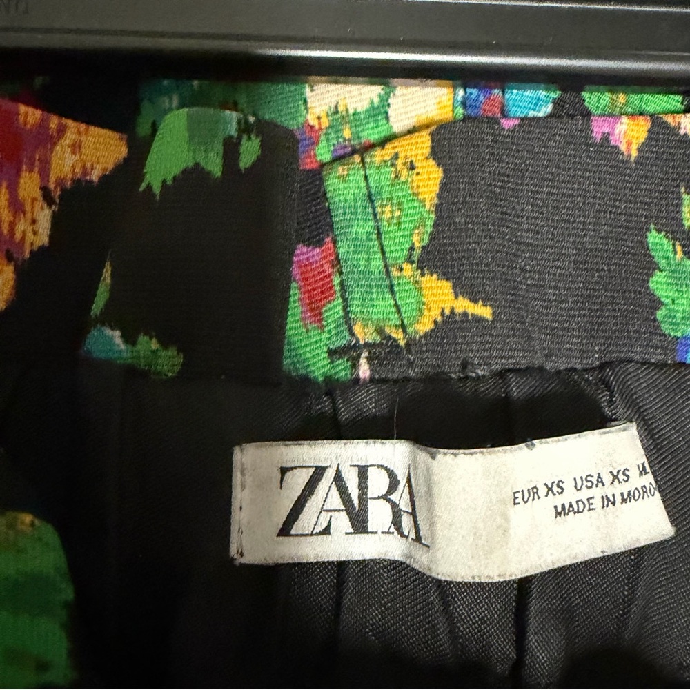 Zara Floral Paper Bag Designer High Waist Women's Shorts Pockets Size XS - Picture 5 of 8